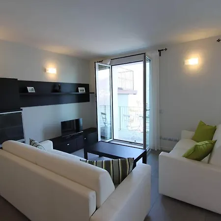 The Green House On The Lake Appartement *